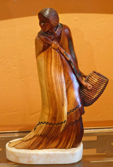 John Suazo / Mary Wycoff, Raku Vase bronze 13x13