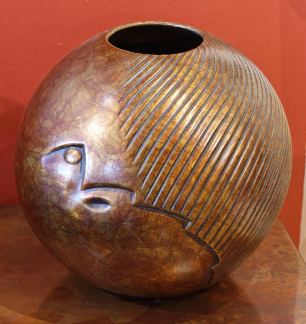 John Suazo / Mary Wycoff, Raku Vase bronze 13x13